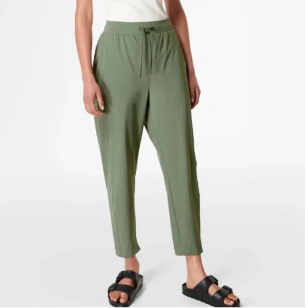 Sweaty Betty Green Explorer Tapered Athletic Pants⭐️